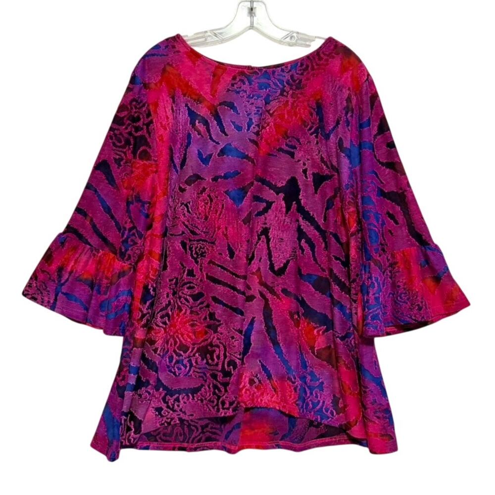 Calessa 3/4 Sleeve Vibrant Textured Pullover Tunic Abstract Artsy Relaxed Purple